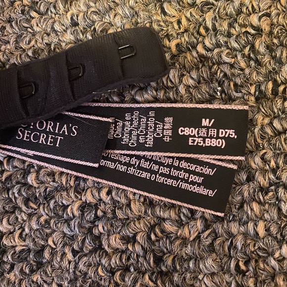 Black lace VS bralette - Picture 2 of 2